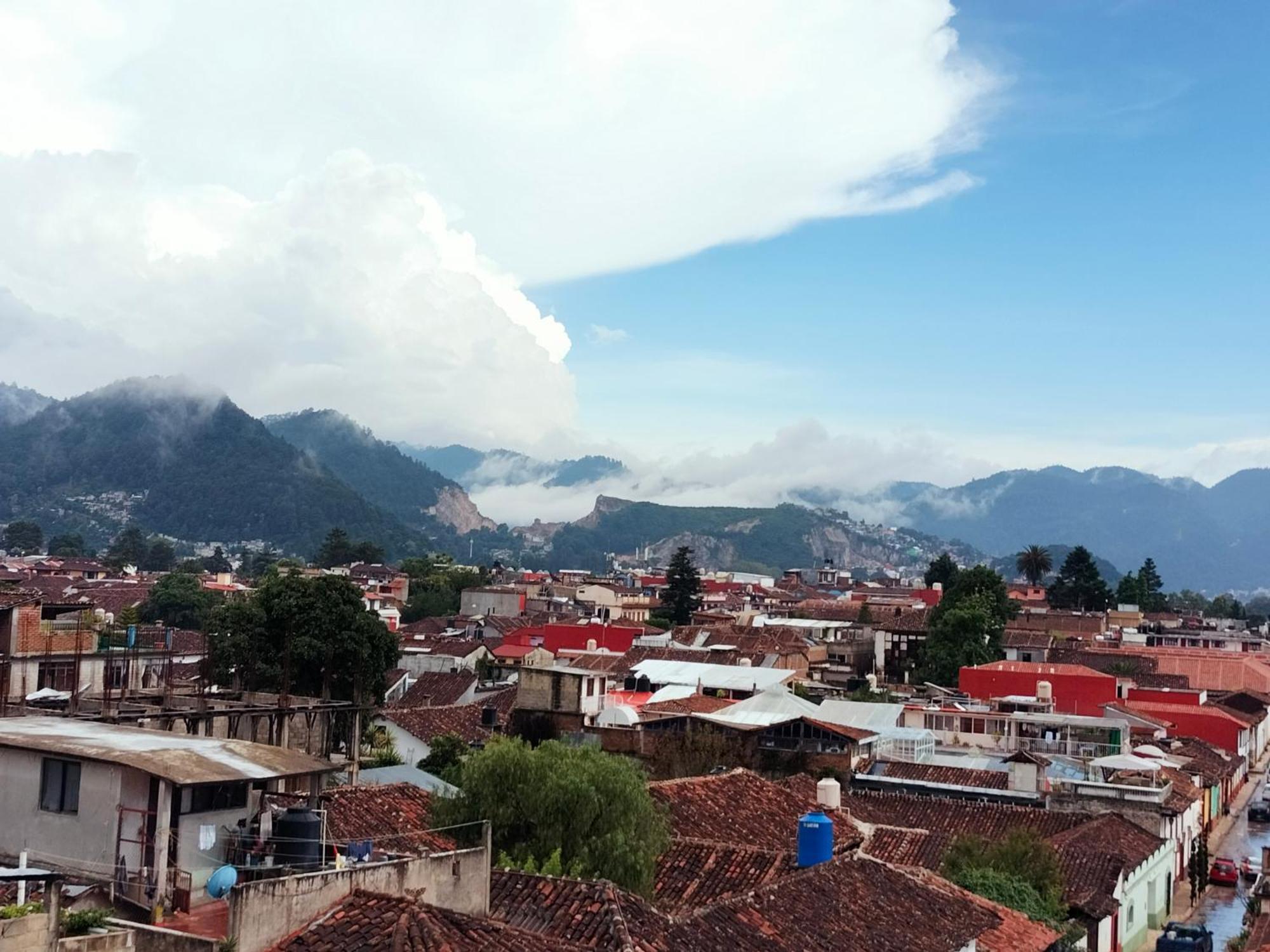 Kukulkan Hostal San Cristóbal de Las Casas Kültér fotó